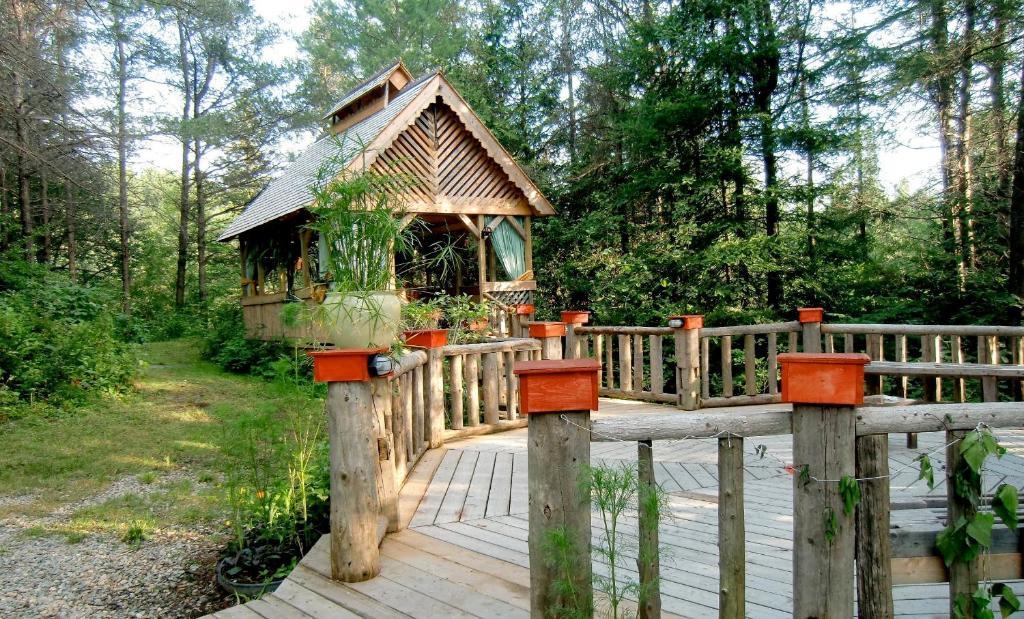 Auberge Restaurant La Mara Saint-Joseph-de-Ham-Sud Εξωτερικό φωτογραφία